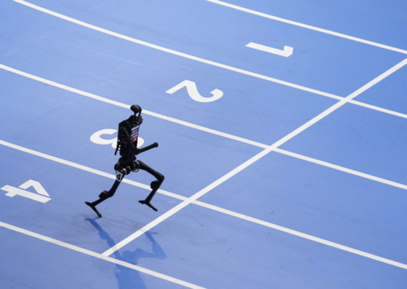 ربات‌ها در سال ۲۰۲۶ چقدر به انسان شبیه‌تر می‌شوند؛ ۵ مرحله حساس رباتیک