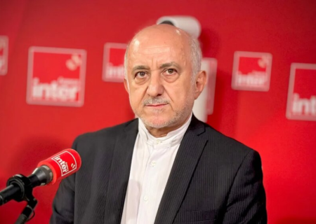 سفیر ایران در پاریس: تظاهرات آرام با تحریک خارجی‌ها به خشونت کشیده شد