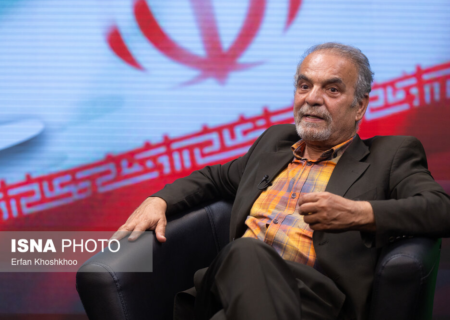 شمس‌الواعظین: همزمان با مذاکره، دست ایران روی ماشه است