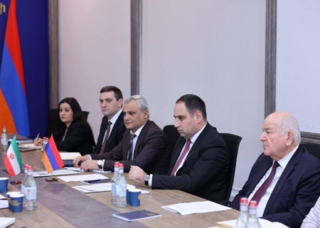 تسریع در ساخت خط انتقال برق ارمنستان به ایران 