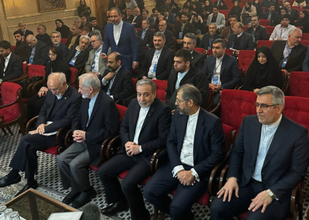  کنگره ملی سیاست خارجی با حضور عراقچی آغاز به کار کرد