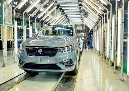 سرانجام ناخوش خصوصی سازی ایران خودرو پس از یکسال / چرا مردم باید هزینه ناترازی ایران‌خودرو را بدهند؟