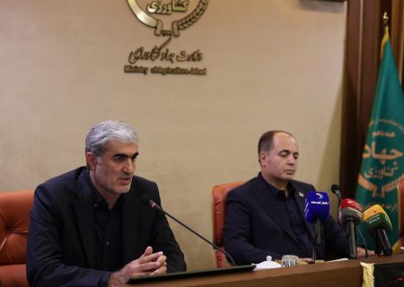 تامین نیازهای کشور در دو حوزه بذرهای هیبرید و واکسن‌های طیور